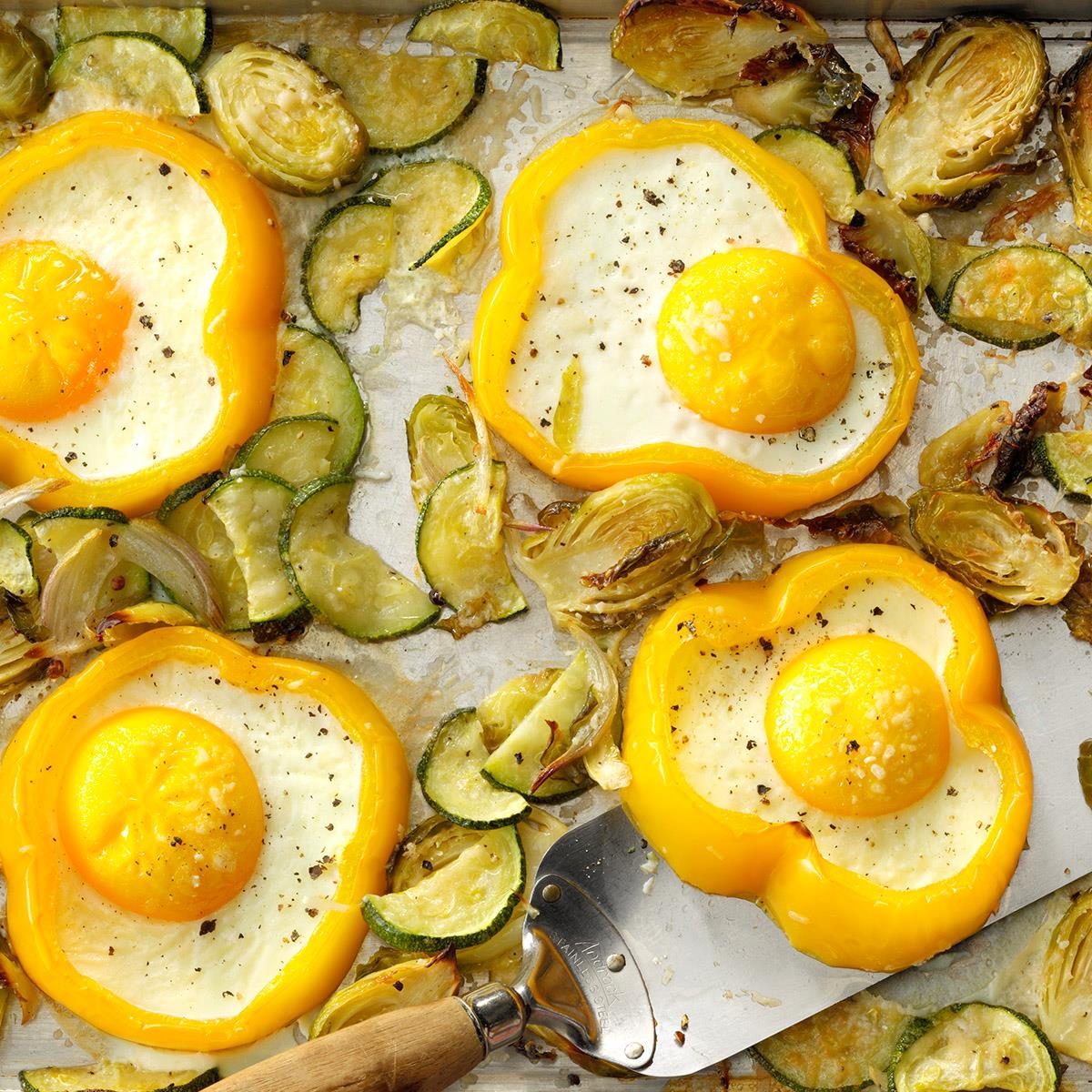 Sheet Pan Eggs (How to Fry Eggs in the Oven) - Key To My Lime