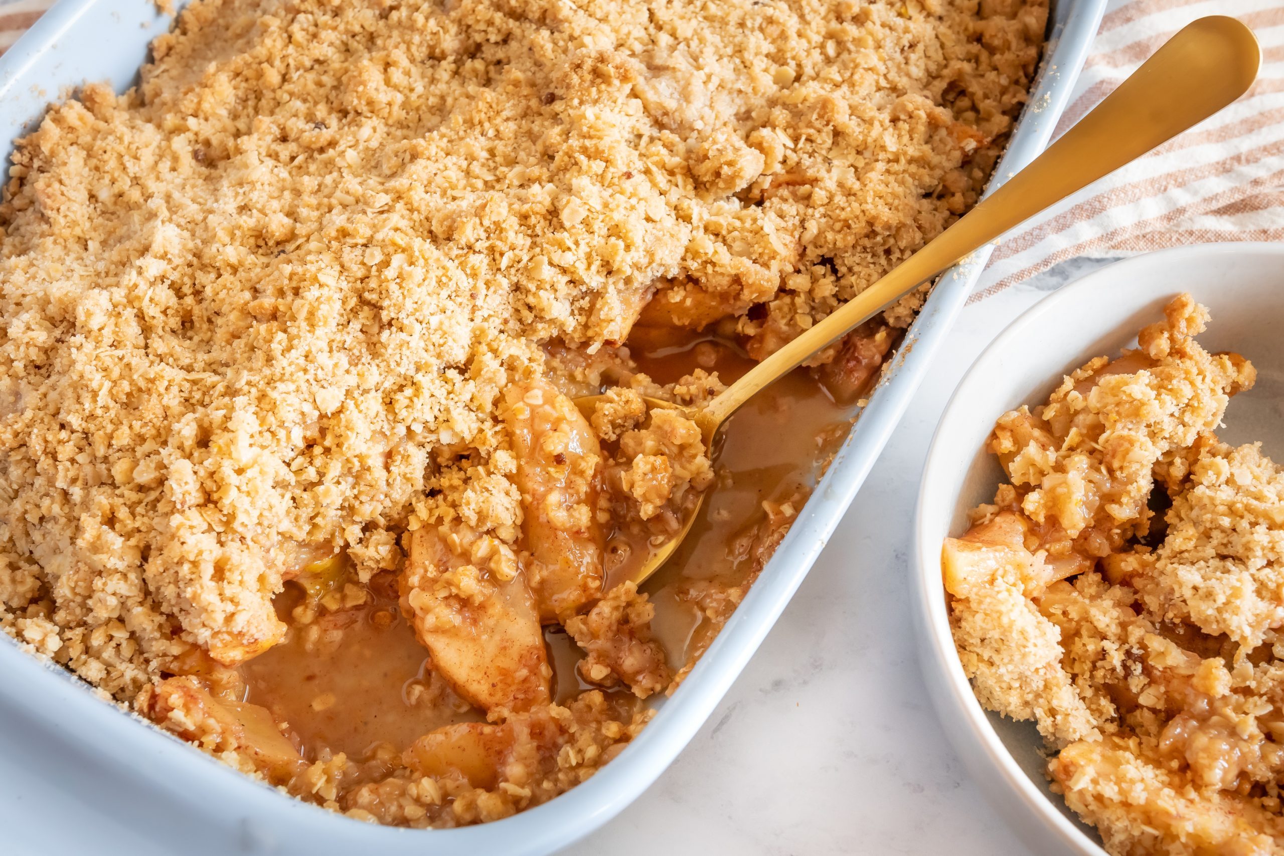 https://www.tasteofhome.com/wp-content/uploads/2022/10/Apple-crisp_2-scaled.jpg?fit=680%2C454