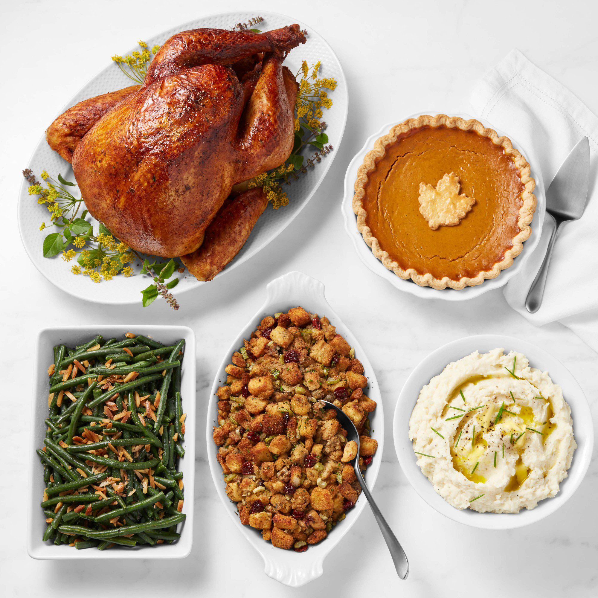 10 Thanksgiving Dinner Delivery Options for 2022 Taste of Home