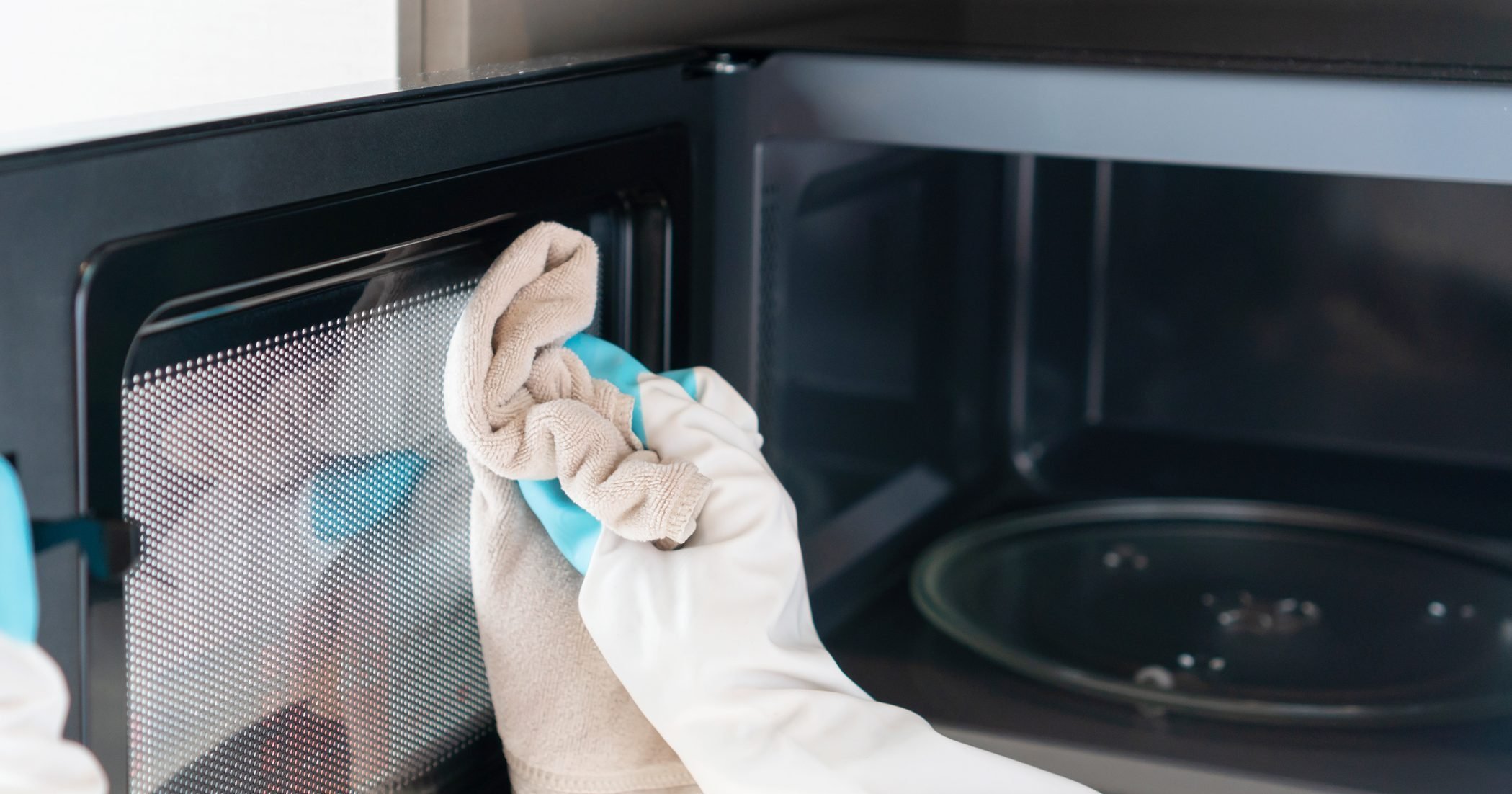 How to Clean Your Office Microwave