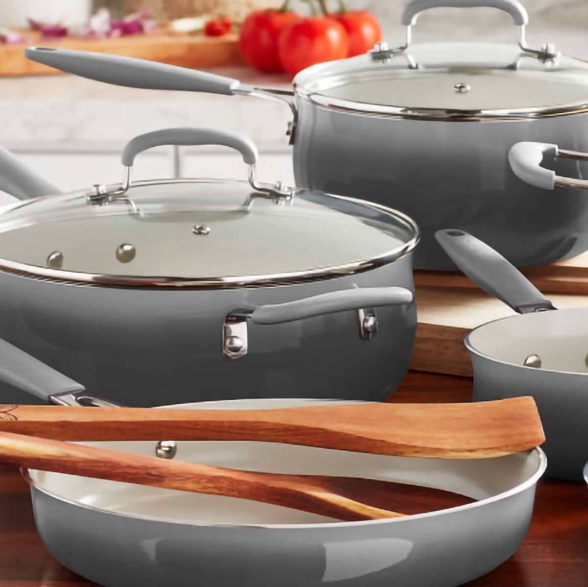 https://www.tasteofhome.com/wp-content/uploads/2022/12/the-pioneer-woman-cookware-collection-via-walmart.com-ecomm.jpg