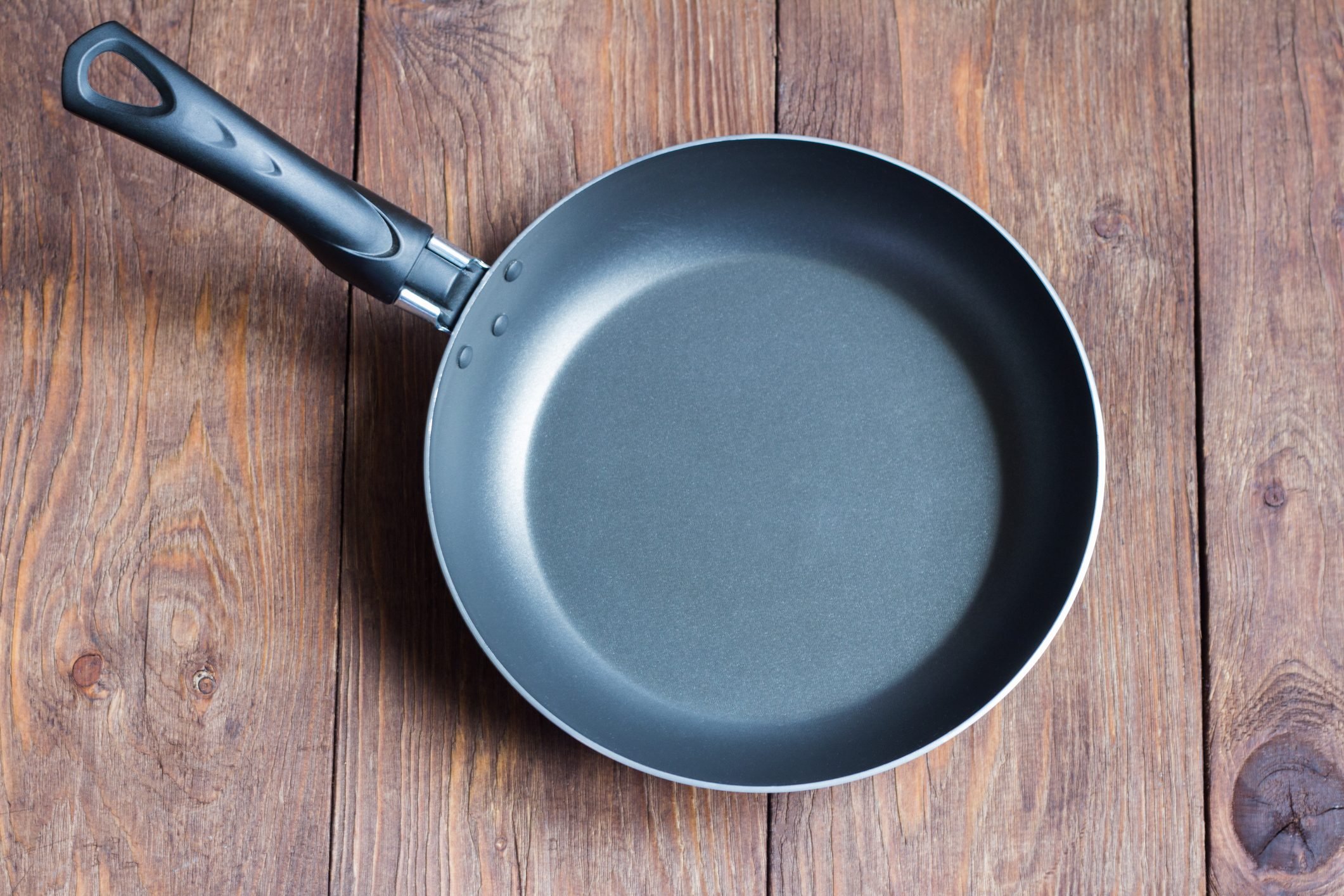 The Telltale Sign That Your Nonstick Pans Are Finished