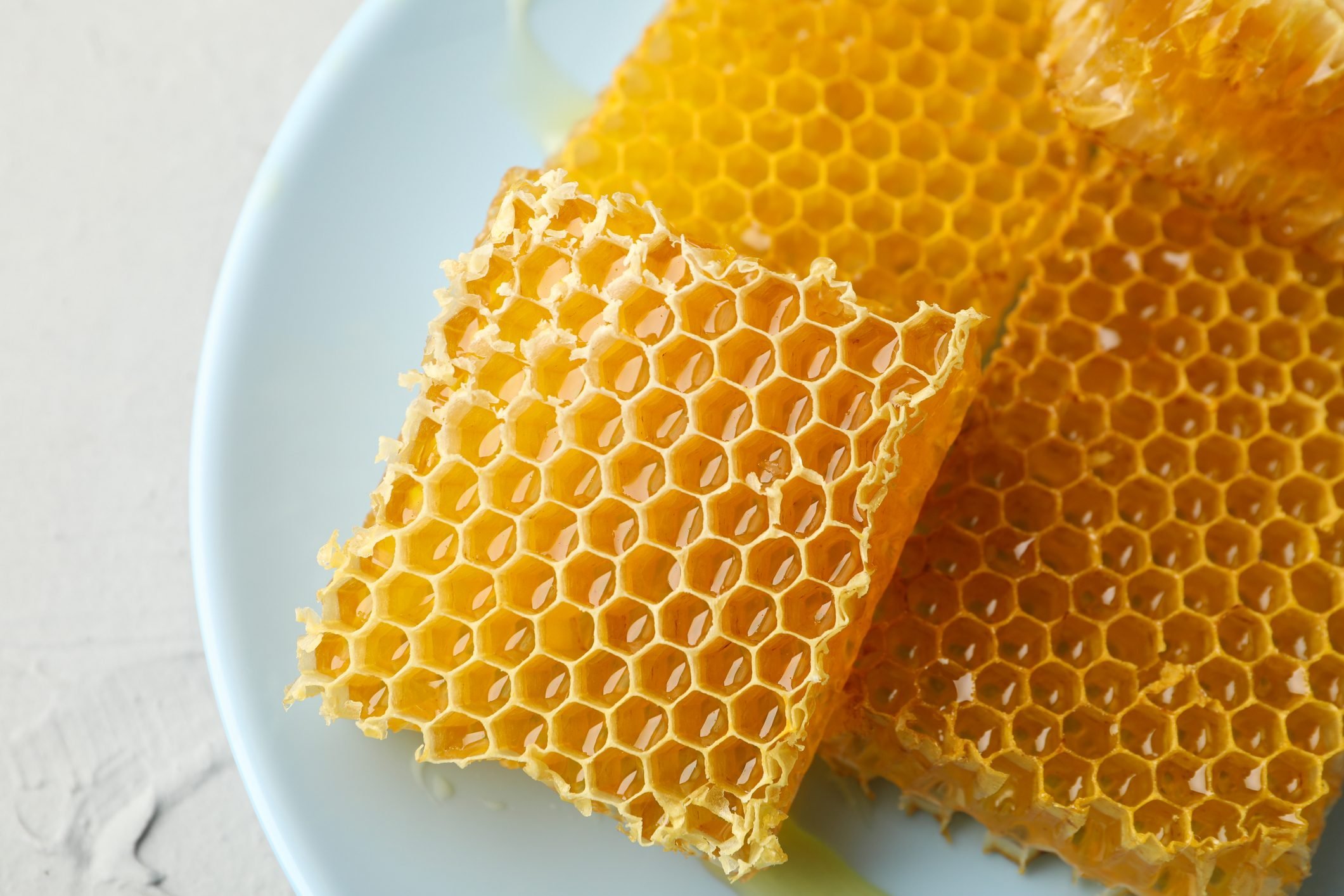 Can You Eat Honeycomb? Yes! Here Are Some Suggestions