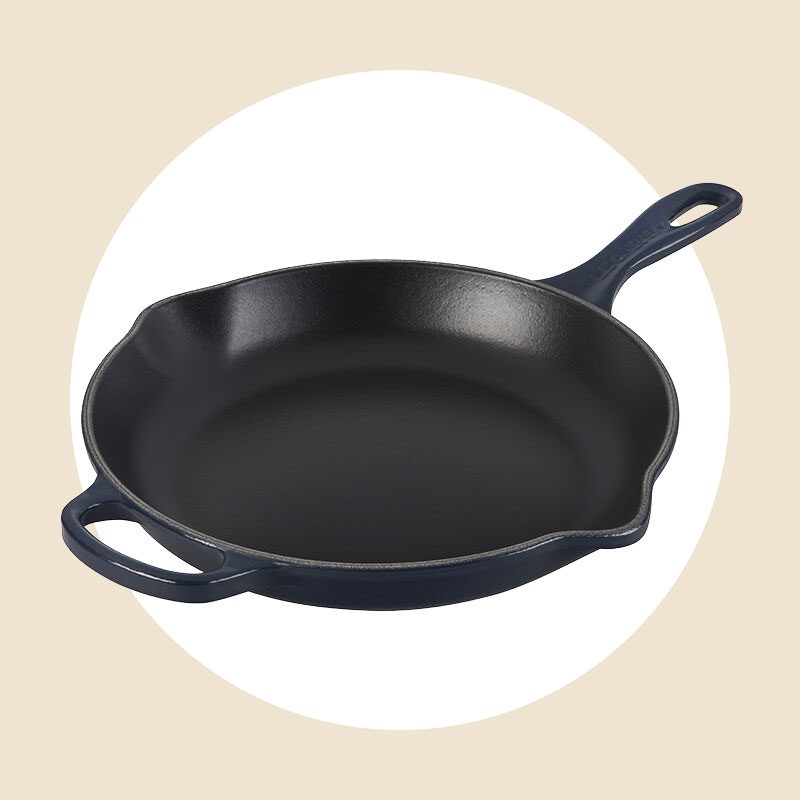 Le Creuset Signature Skillet In Matte Navy