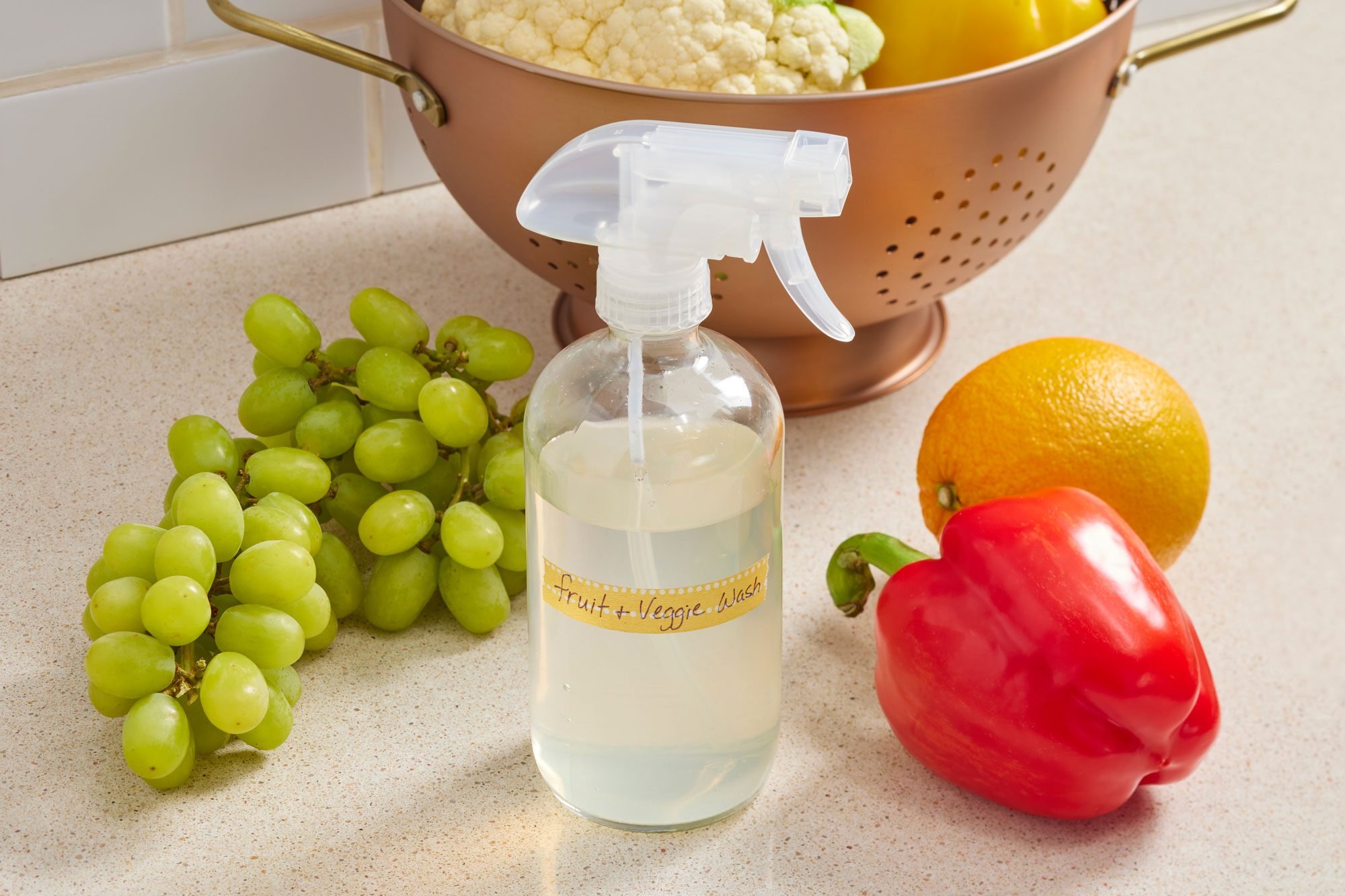 Make Your Own Fruit and Vegetable Wash (11 easy methods)