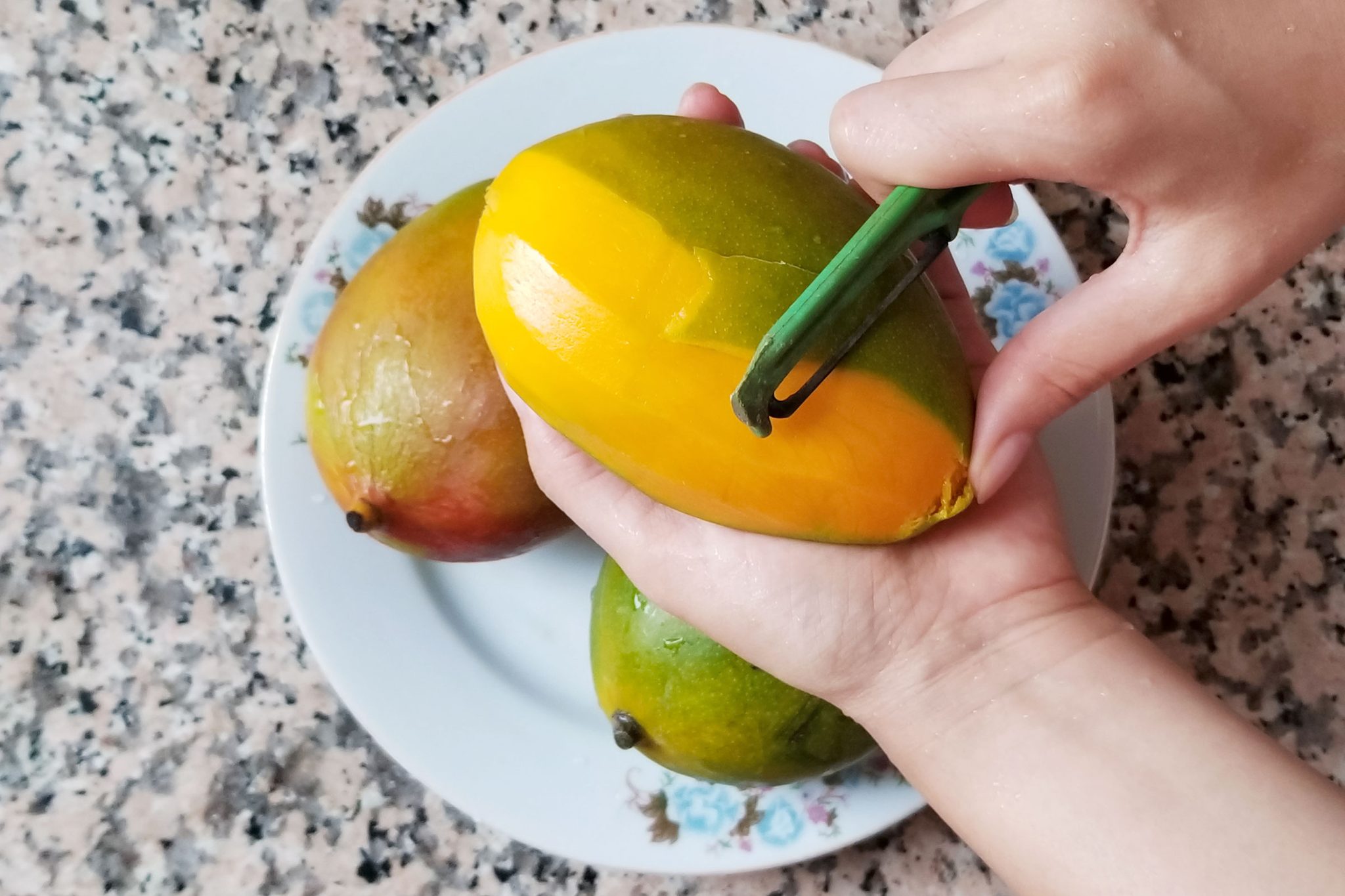 Can You Eat Mango Skin?