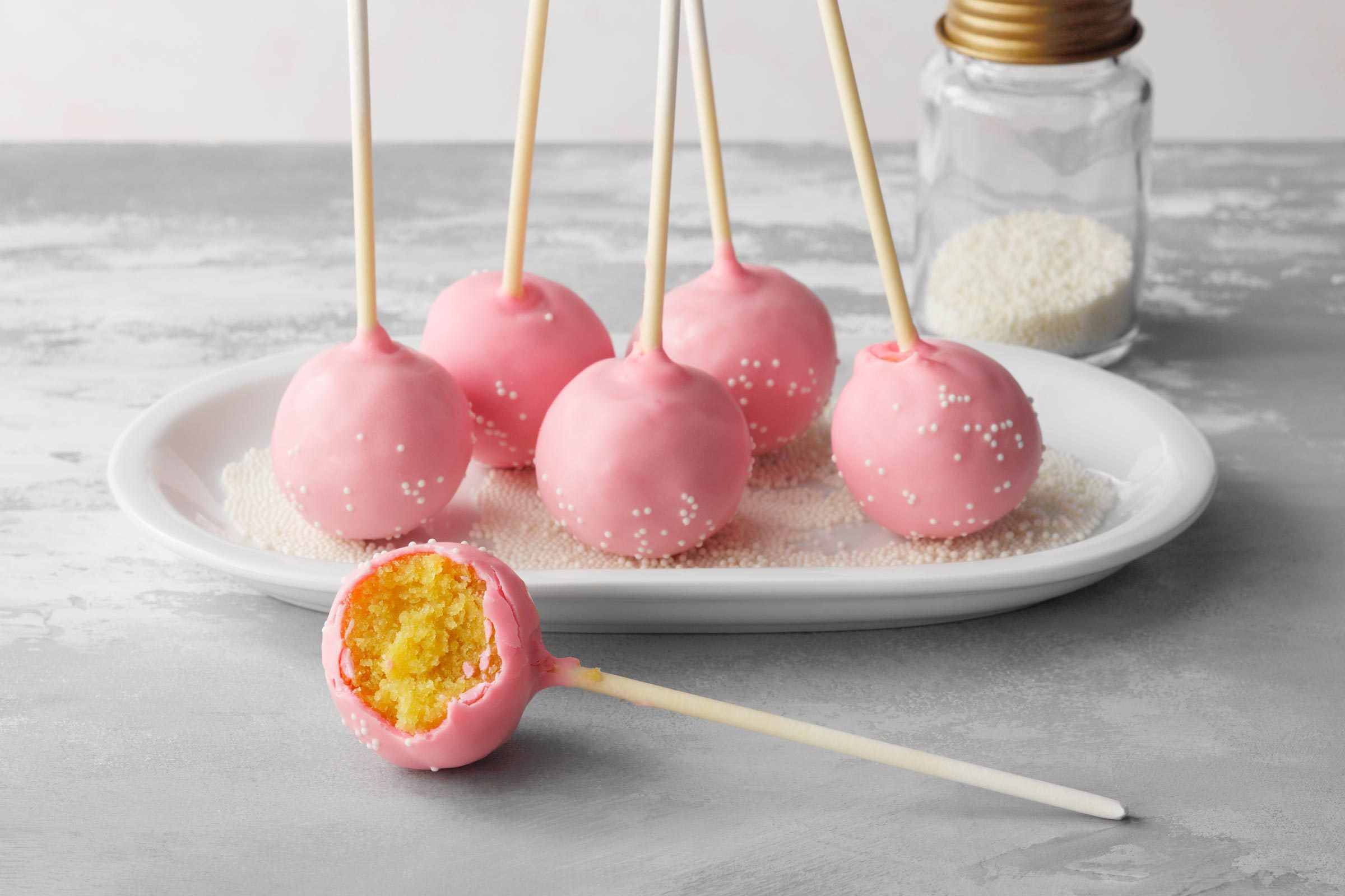 What's the scoop Edible cake pop decoration.