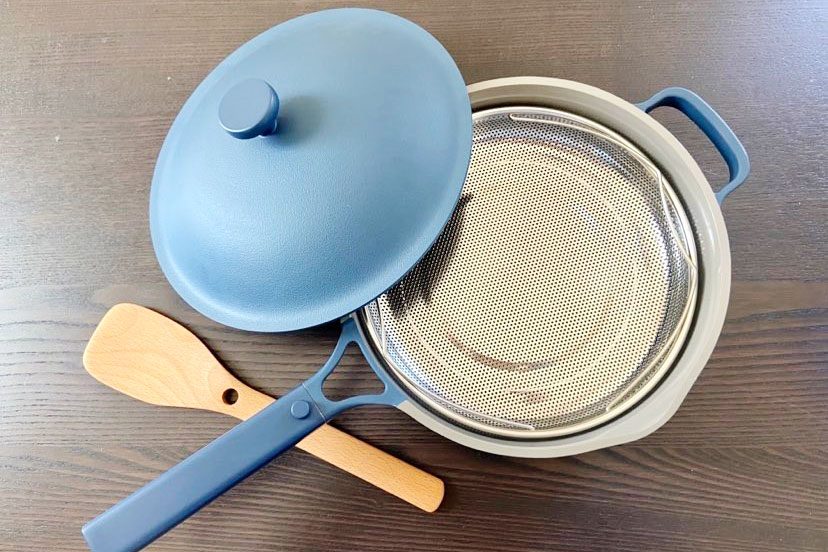 Hosting Holidays for the First Time? Here's the Best  Cookware