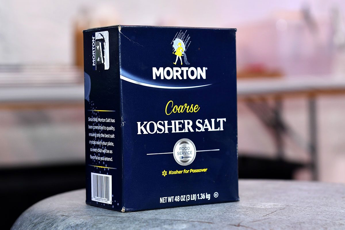 https://www.tasteofhome.com/wp-content/uploads/2023/04/Getty-1346645658-Resize-Crop-DH-TOH-Morton-Table-Salt-Shaker-Hack.jpg?fit=700%2C800