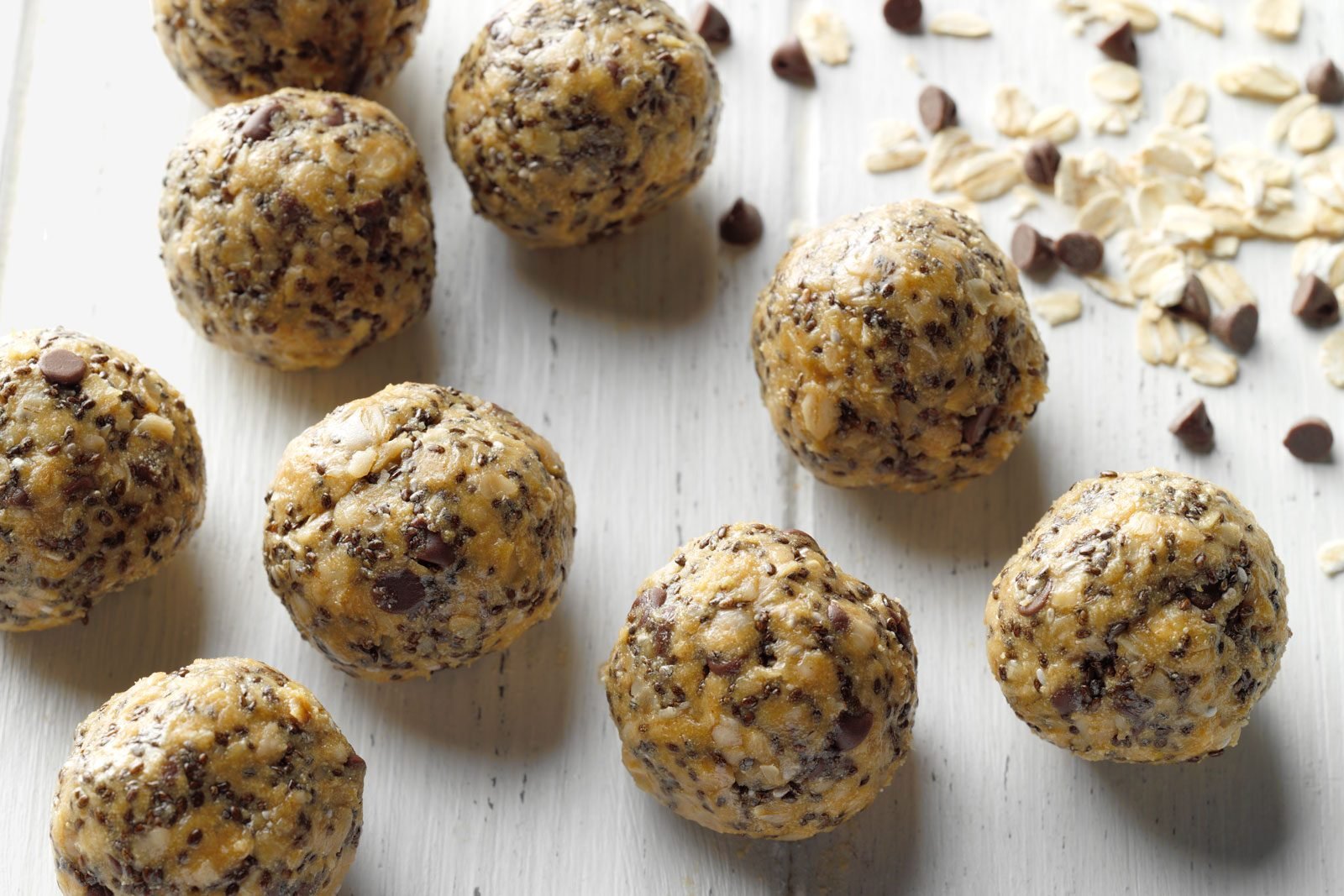 Easy No Bake Protein Balls - Eating Bird Food