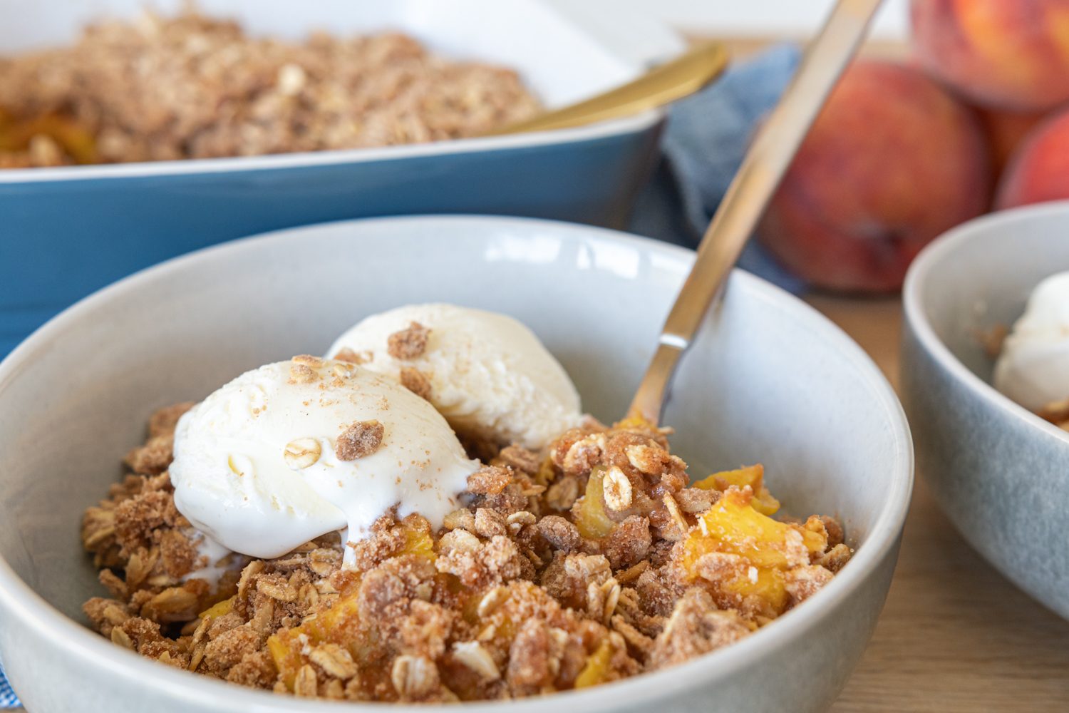 Healthy peach crunch