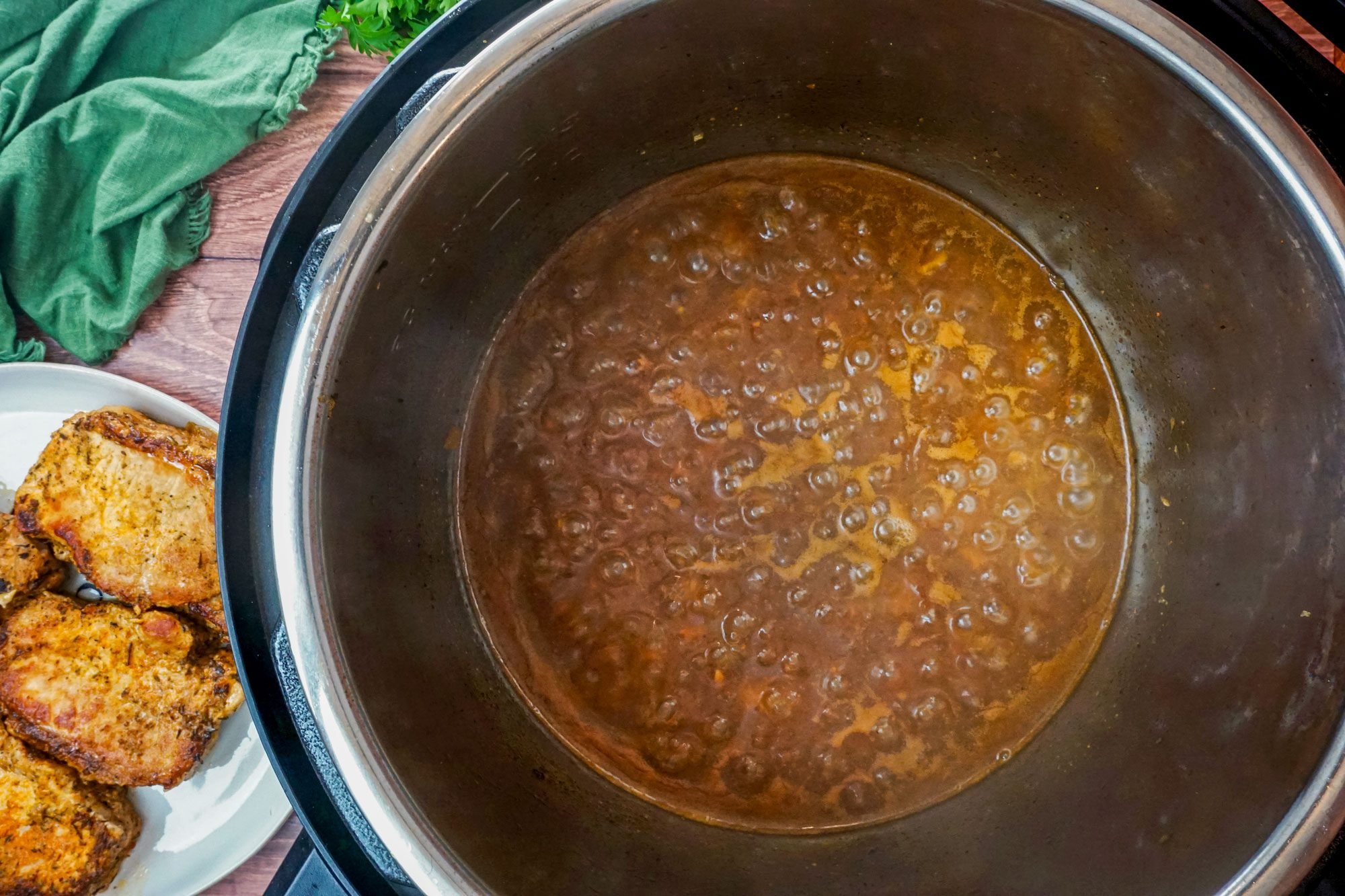 Boiling Pork Chops Gravy in Pressure Cooker