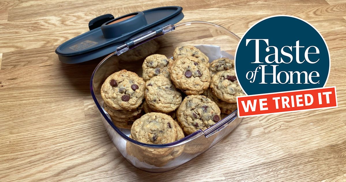 https://www.tasteofhome.com/wp-content/uploads/2023/08/This-Cookie-Saver-Is-the-Secret-to-Longer-Lasting-Baked-Goods_Madi-Koetting-Taste-of-Home_CookieSaver2_Social.jpg