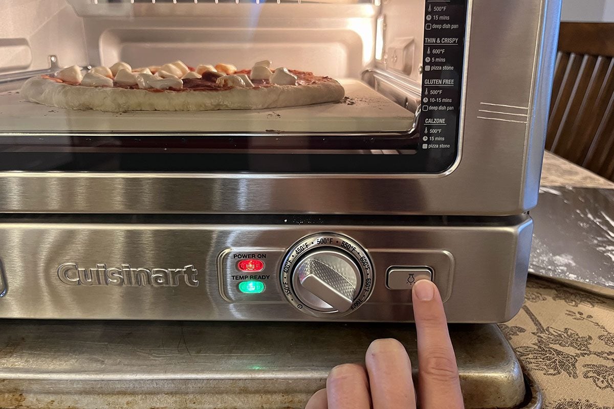 3 Best Indoor Pizza Oven Options [Tested & Reviewed]