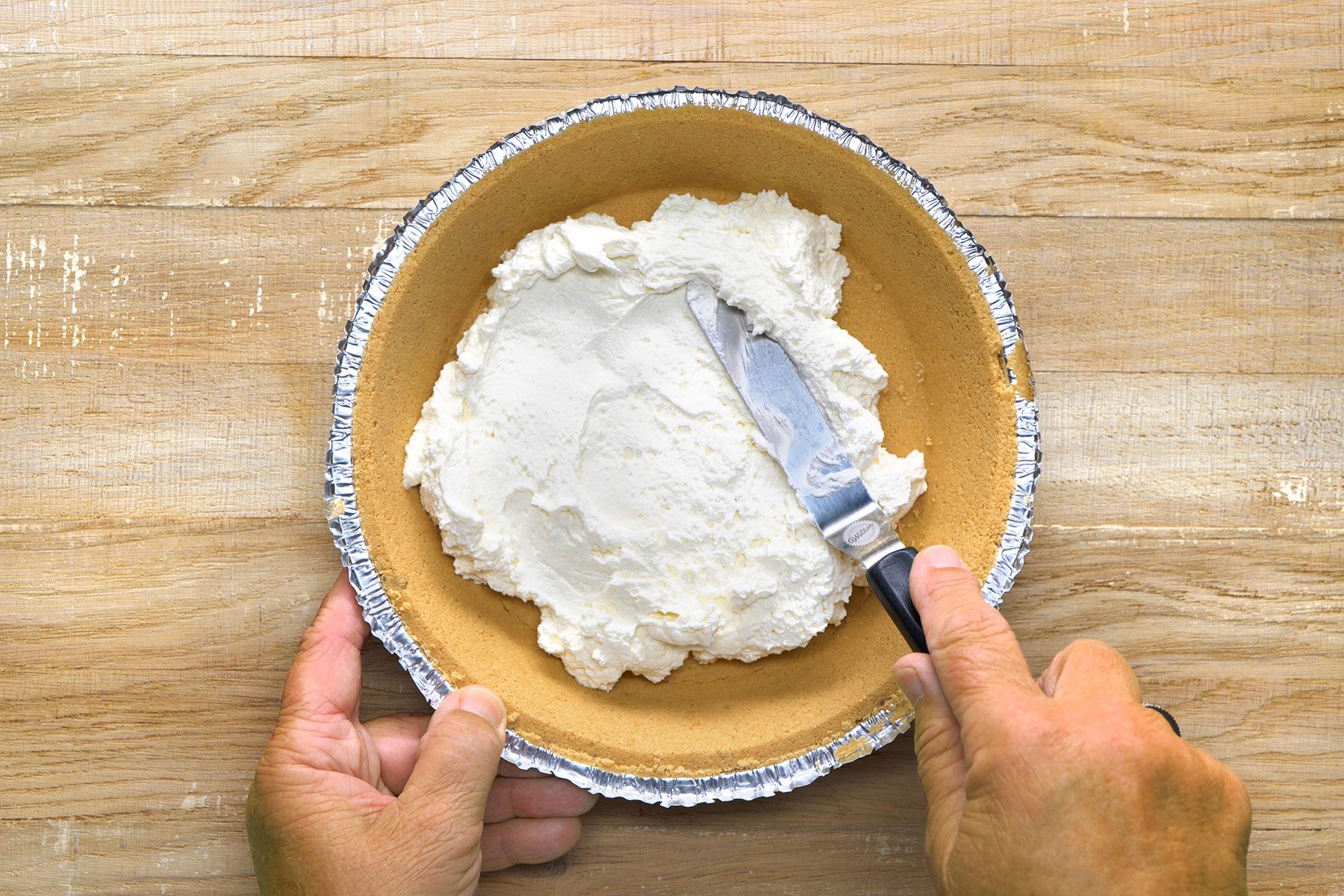 Folding the Whipped cream 