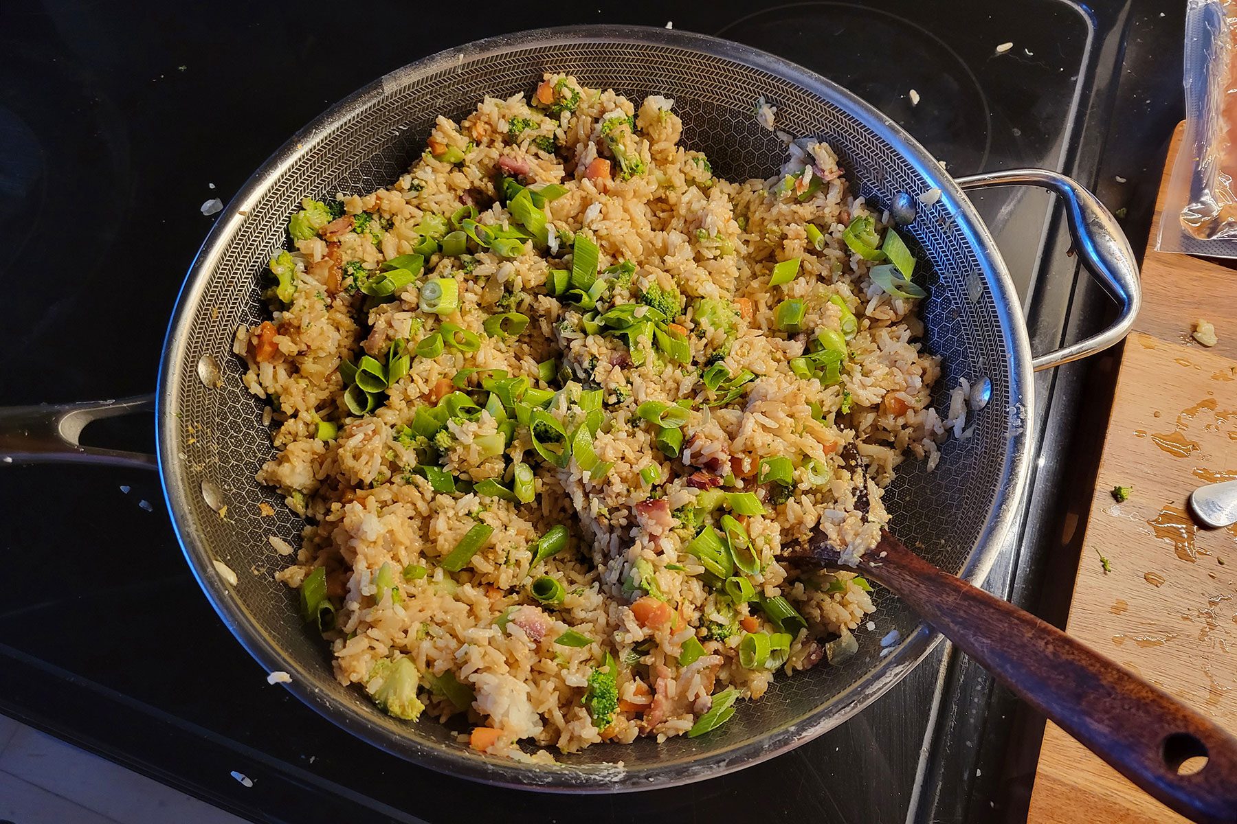 Review of #HEXCLAD 12 Hybrid Wok With Lid by Taylor, 36 votes