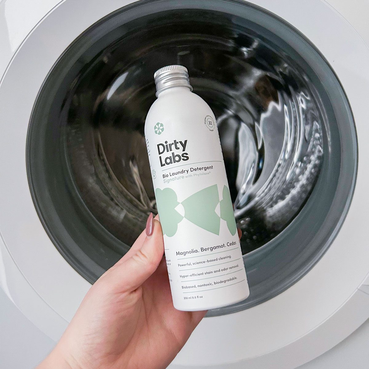 9 Best-Smelling Laundry Detergents [Tested]