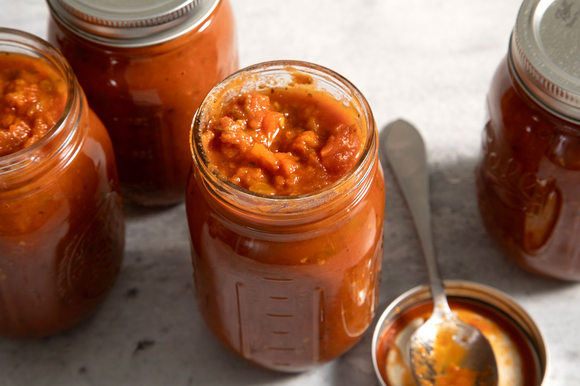 Homemade Canned Spaghetti Sauce in jars