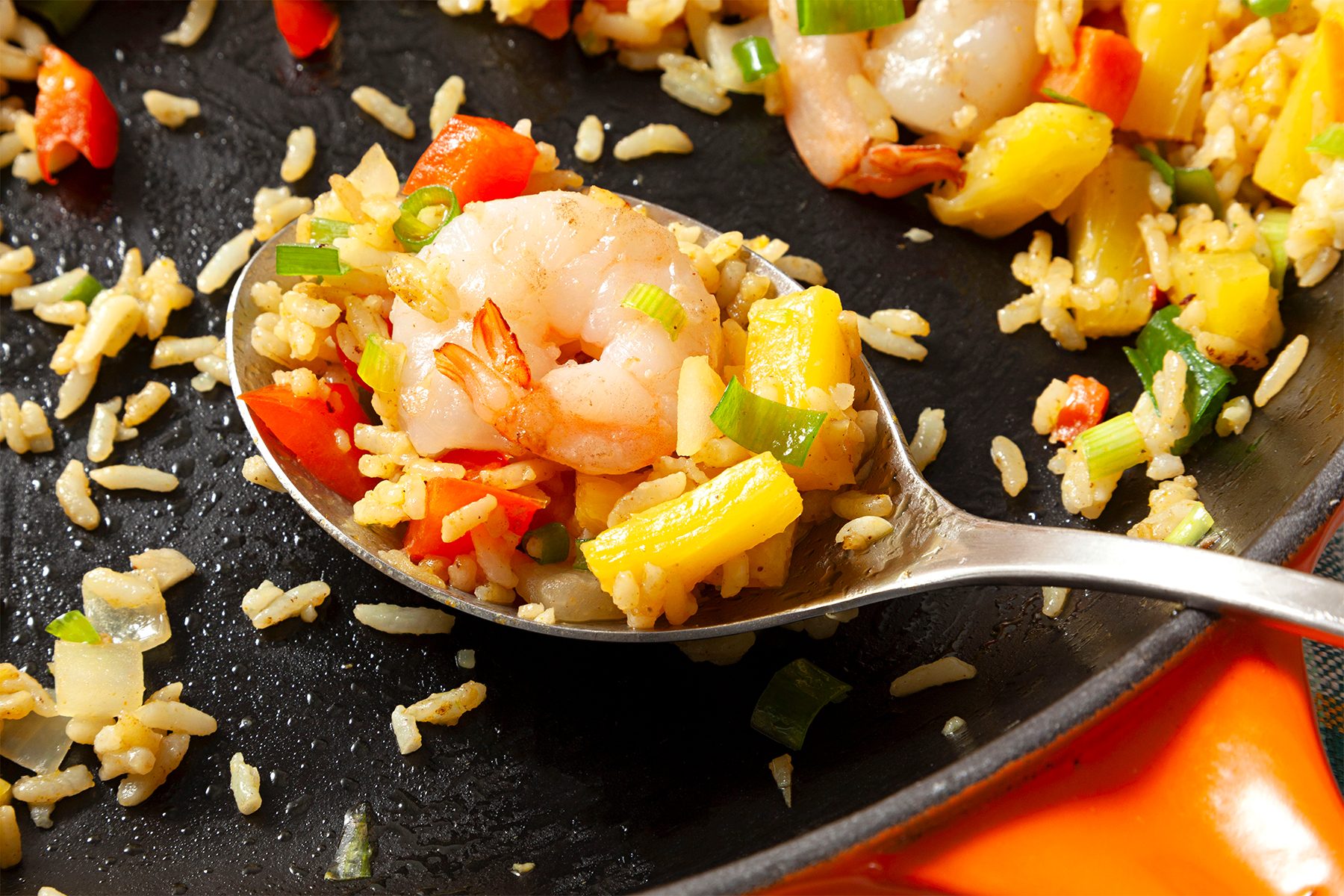 Pineapple Shrimp Fried Rice Ft24 194433 0417 Jr 02