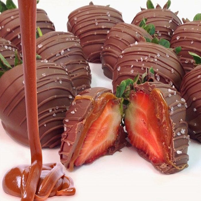 Sea Salt Caramel & Chocolate Covered Strawberries Ecomm Via Gourmetgiftbaskets.com