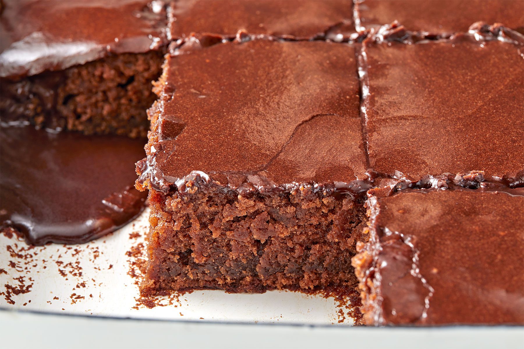 close shot of cokecola cake