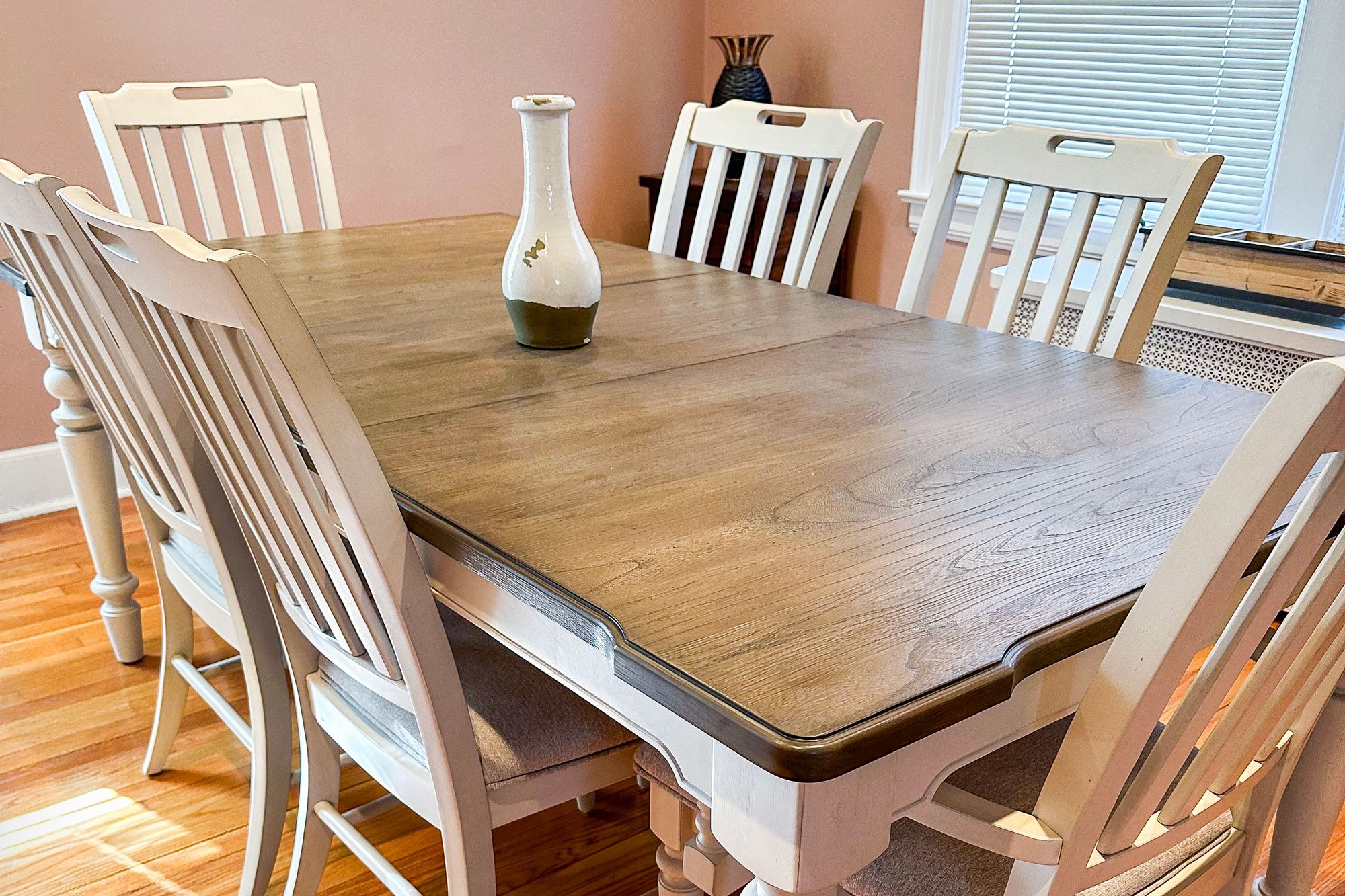 Saybrook Dining Table With Leaf