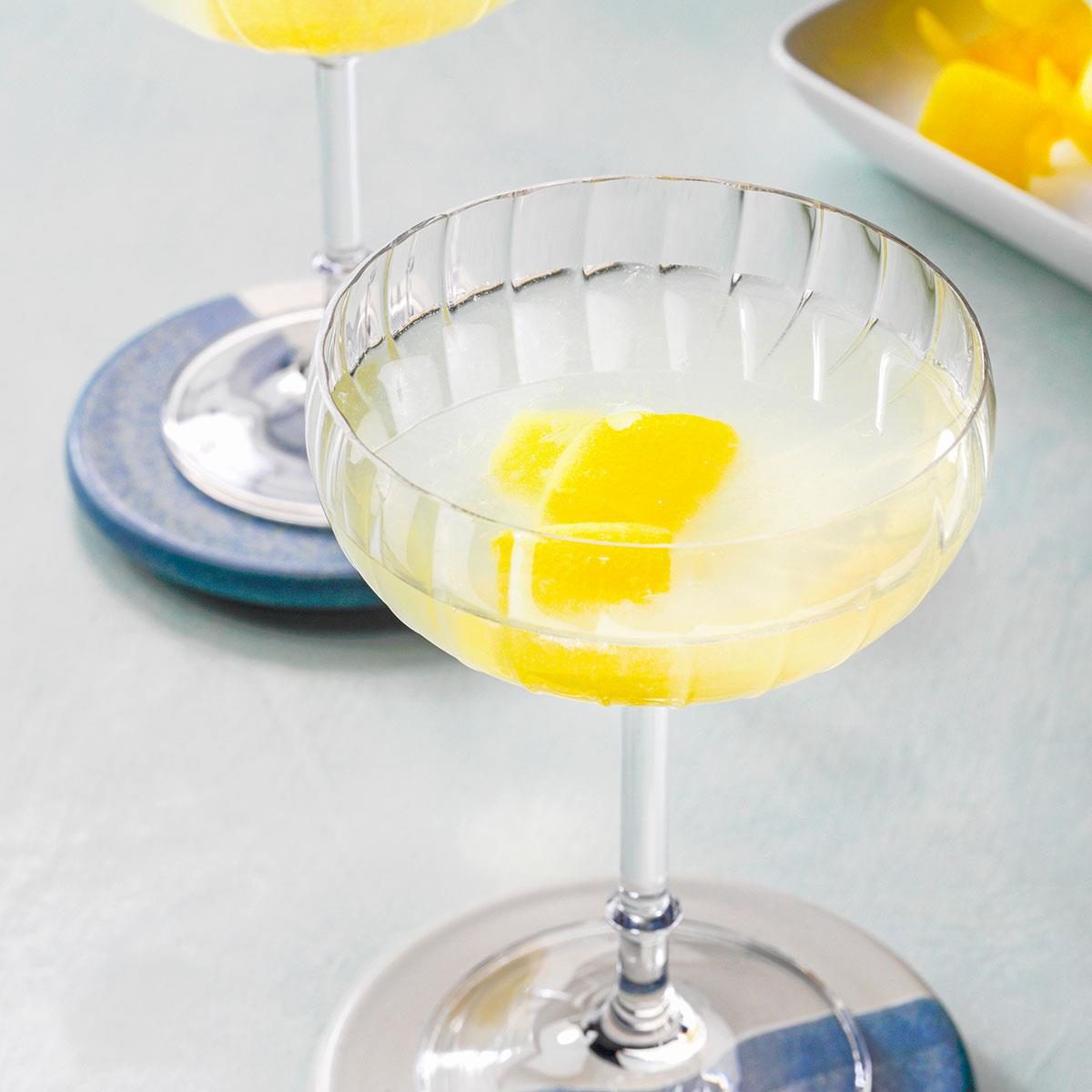 Bee’s Knees Cocktail Recipe