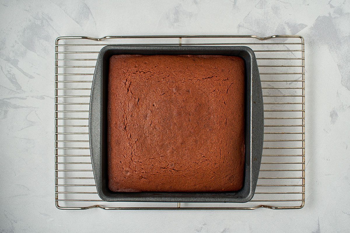 Cool baked cake on wire rack