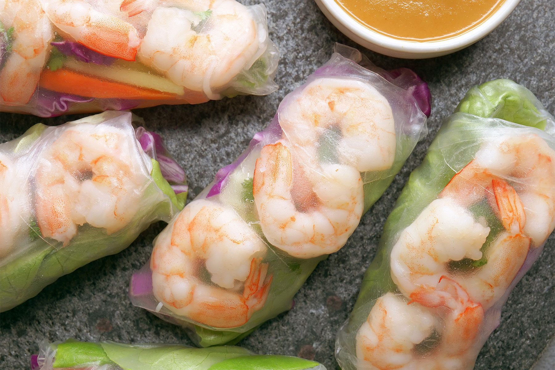 Shrimp Spring Rolls With Peanut Sauce 