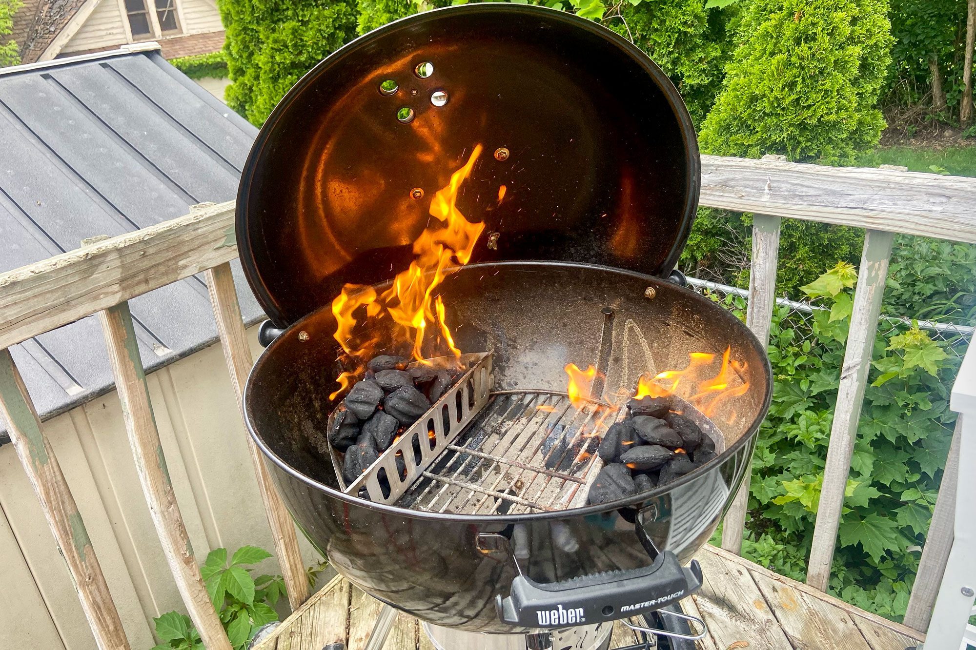 Weber Master Touch Review Expert Tested 2024