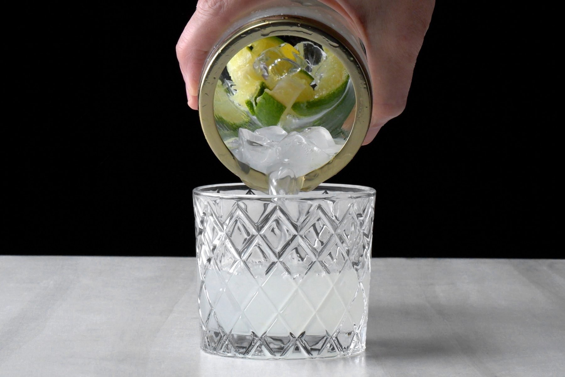 Pour the Caipirinha in a glass and it is ready to serve