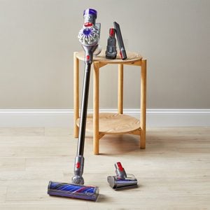 Dyson V8 Vacuum