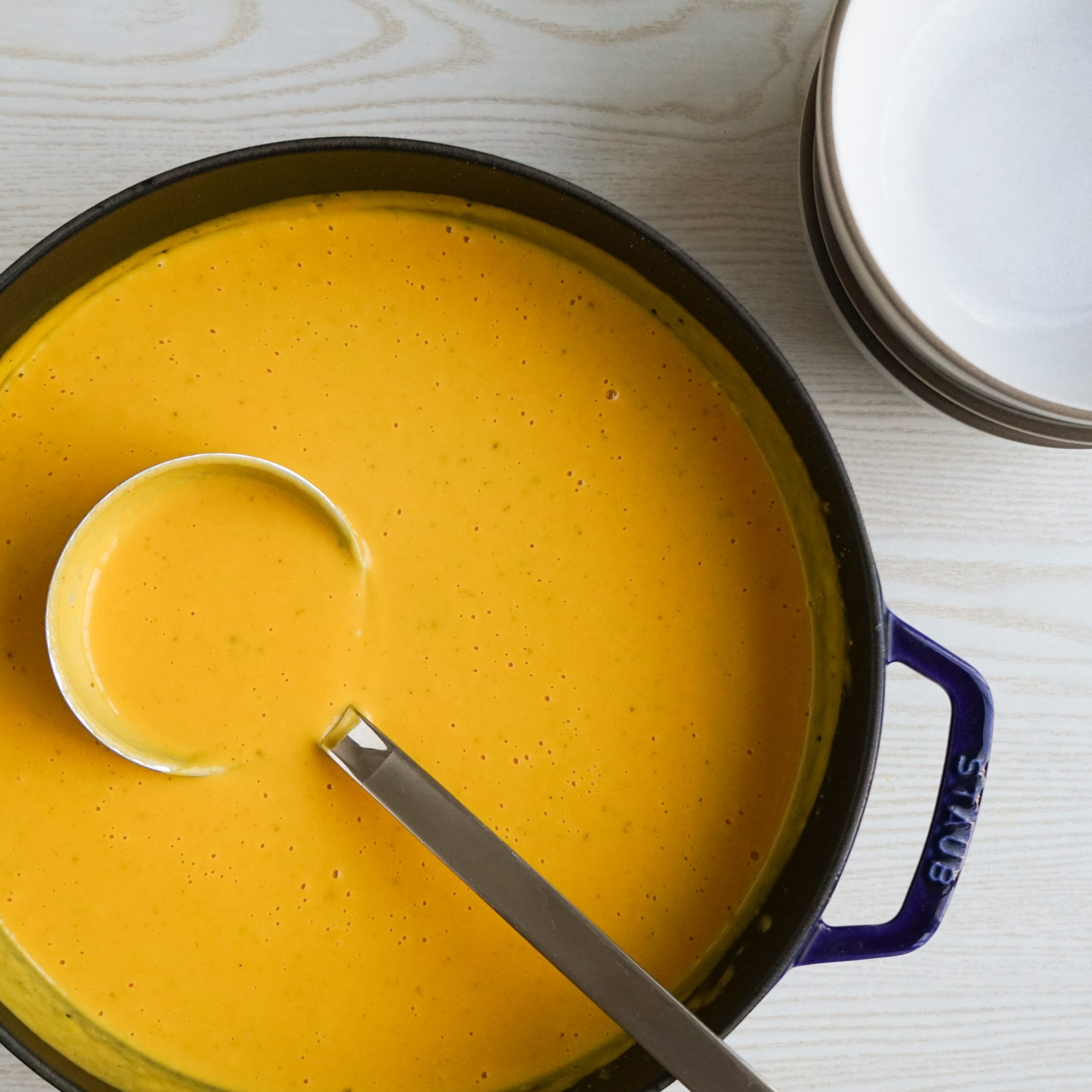 Creamy carrot soup in a dutch oven