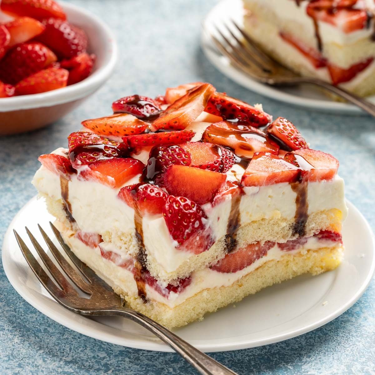 White Chocolate-Strawberry Tiramisu