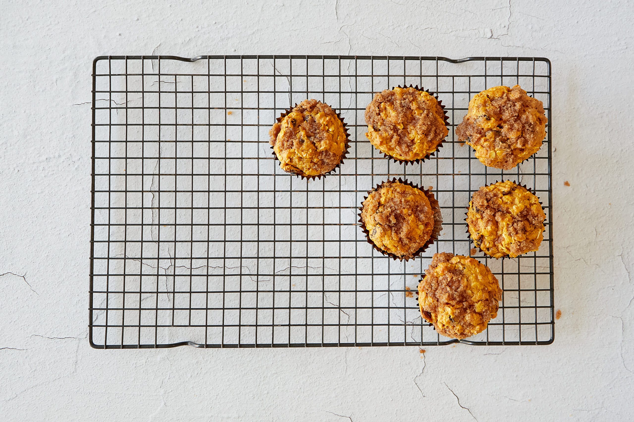 Cool the pumpkin oatmeal muffins.