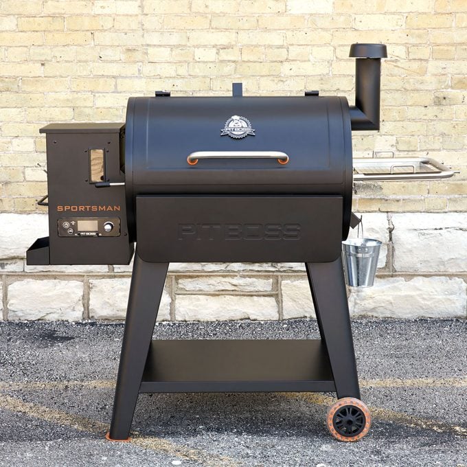 Pit Boss Sportsman 820 Grill