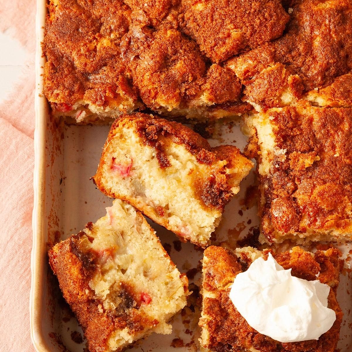 Rhubarb Sour Cream Coffee Cake Exps Tohd24 31907 Sarahtramonte 6