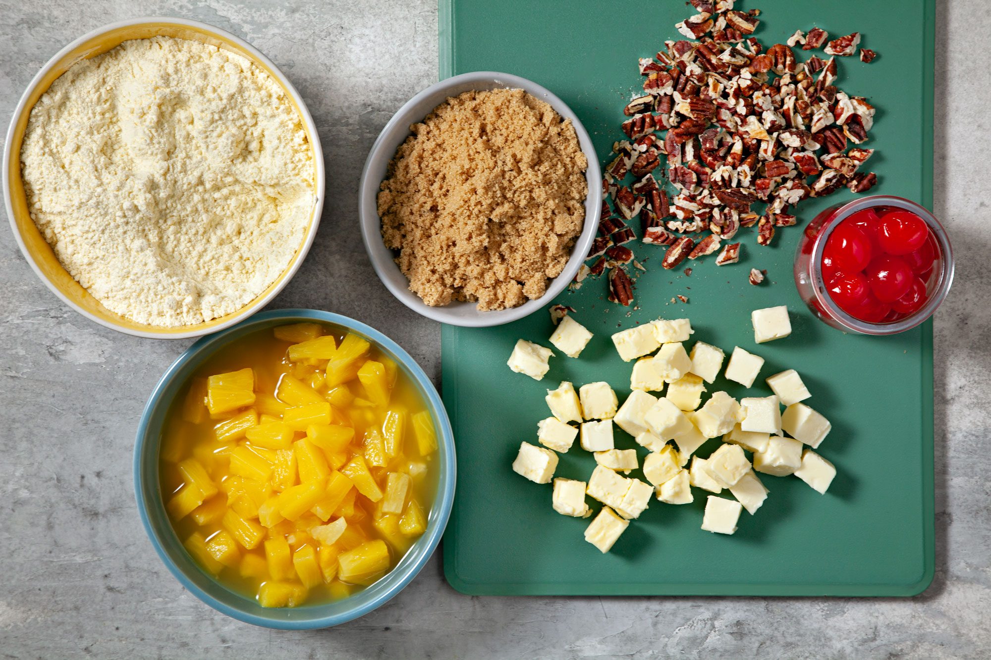 Slow Cooker Dump Cake Ingredients