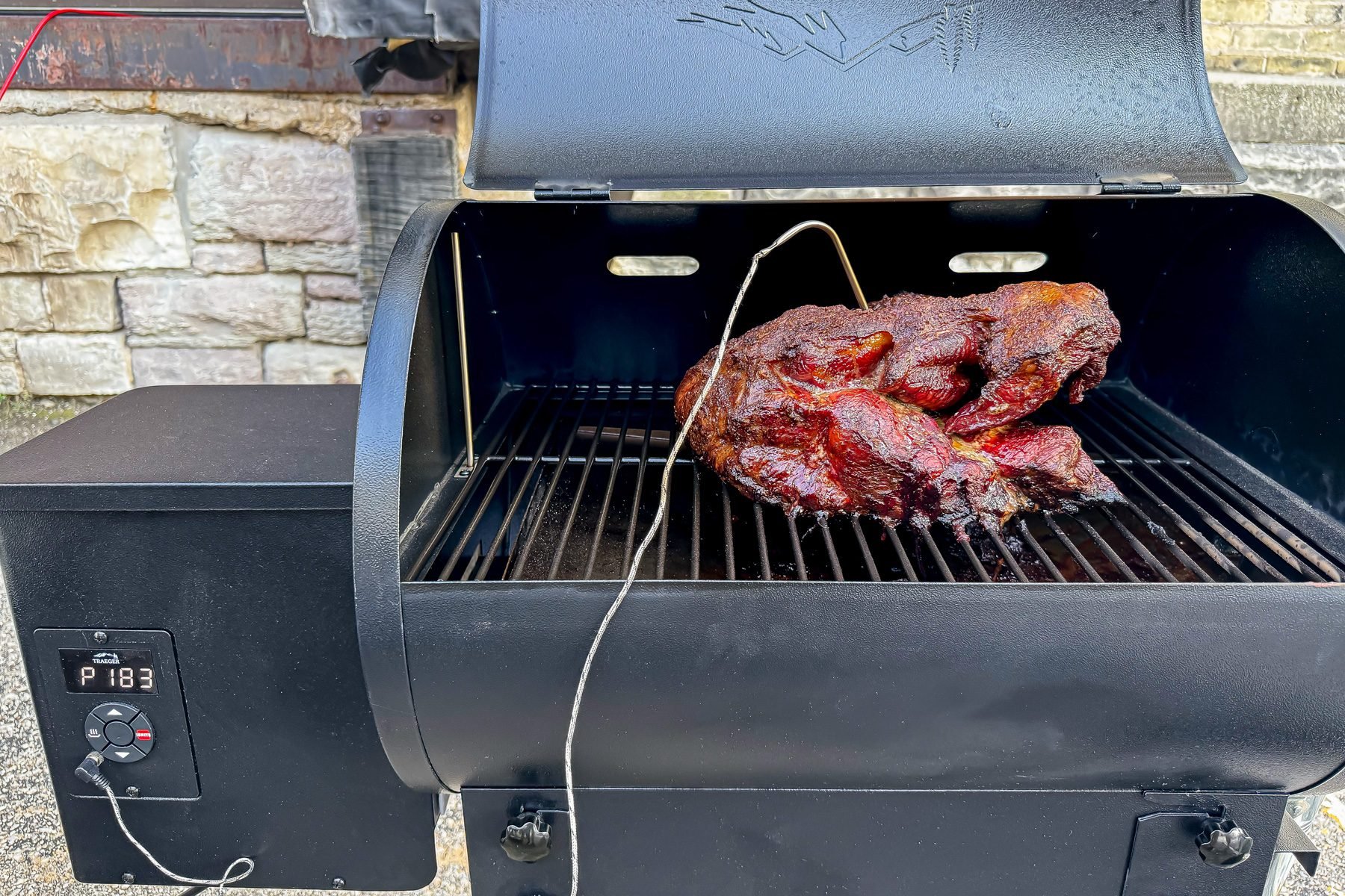 General News Traeger Tailgater