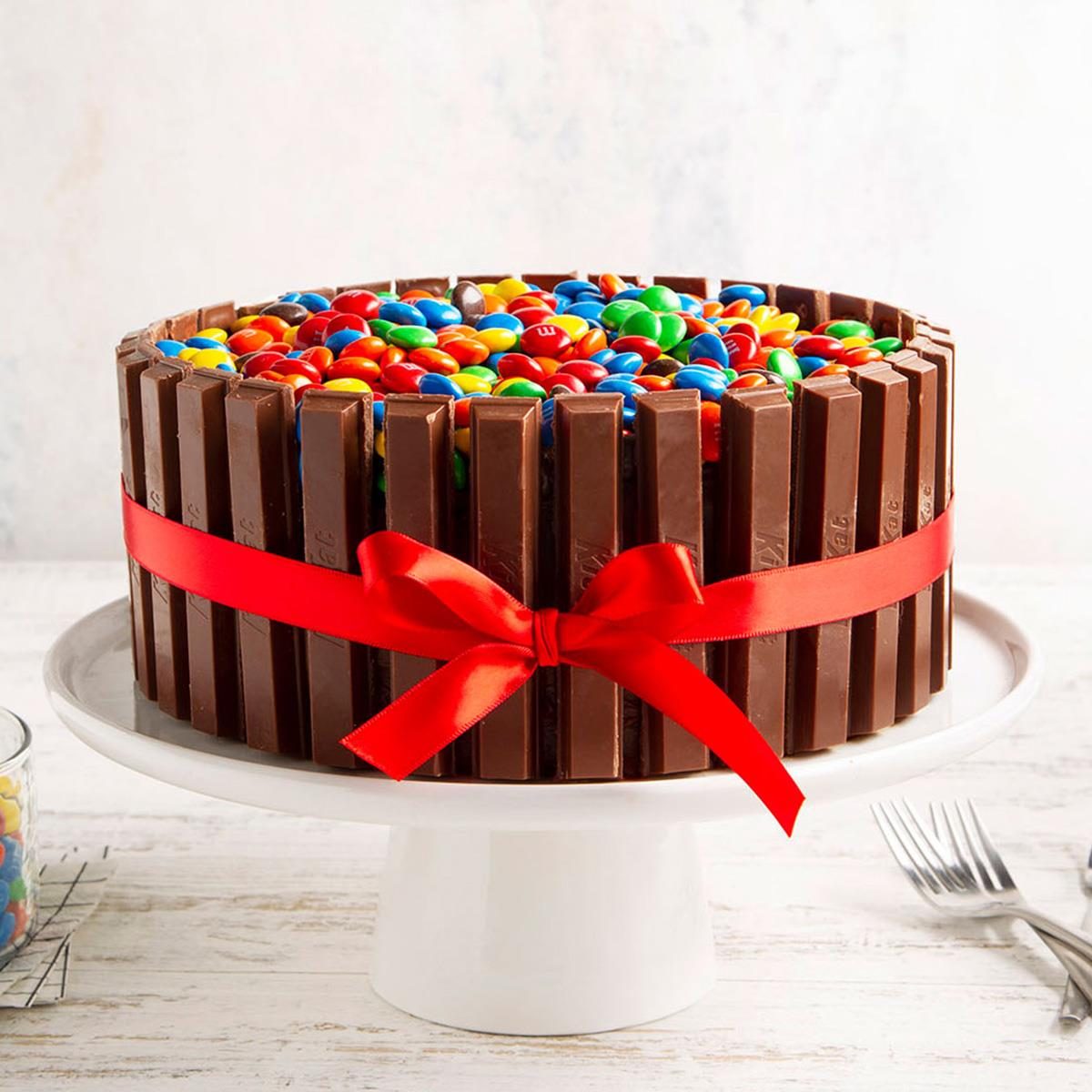 Kit Kat Cake