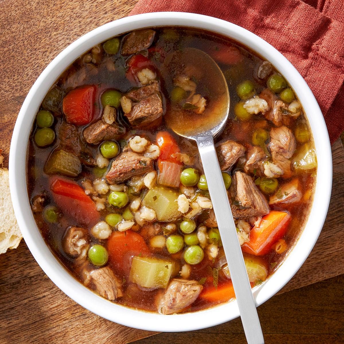 Hearty Beef And Barley Soup Exps Tohcom24 6325 Md P2 09 12 2b