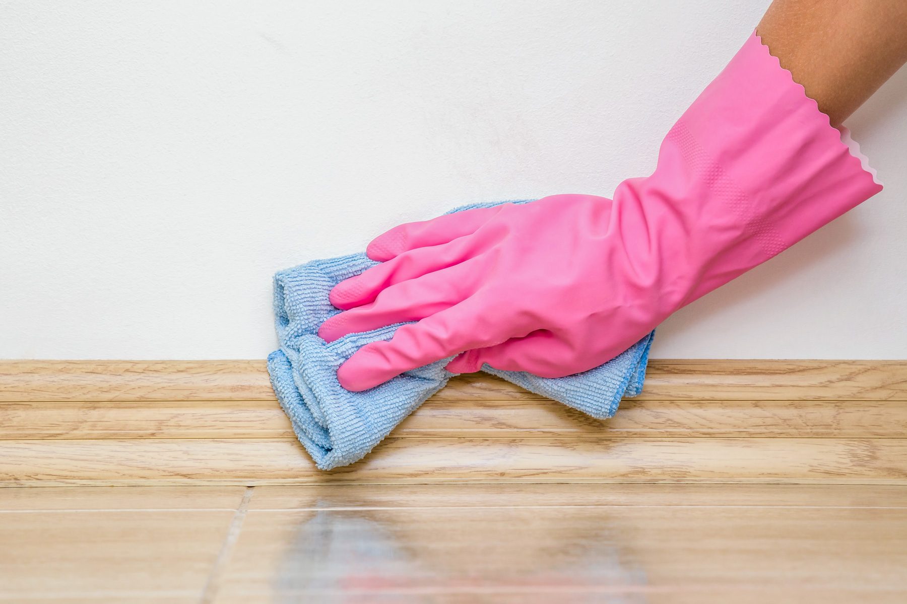 How to Clean Baseboards