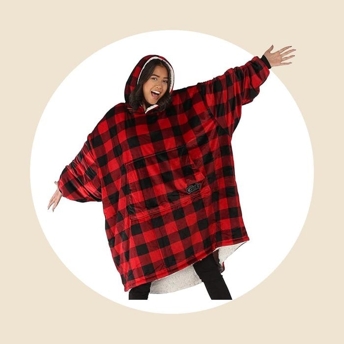 Oversized Microfiber And Sherpa Wearable Blanket