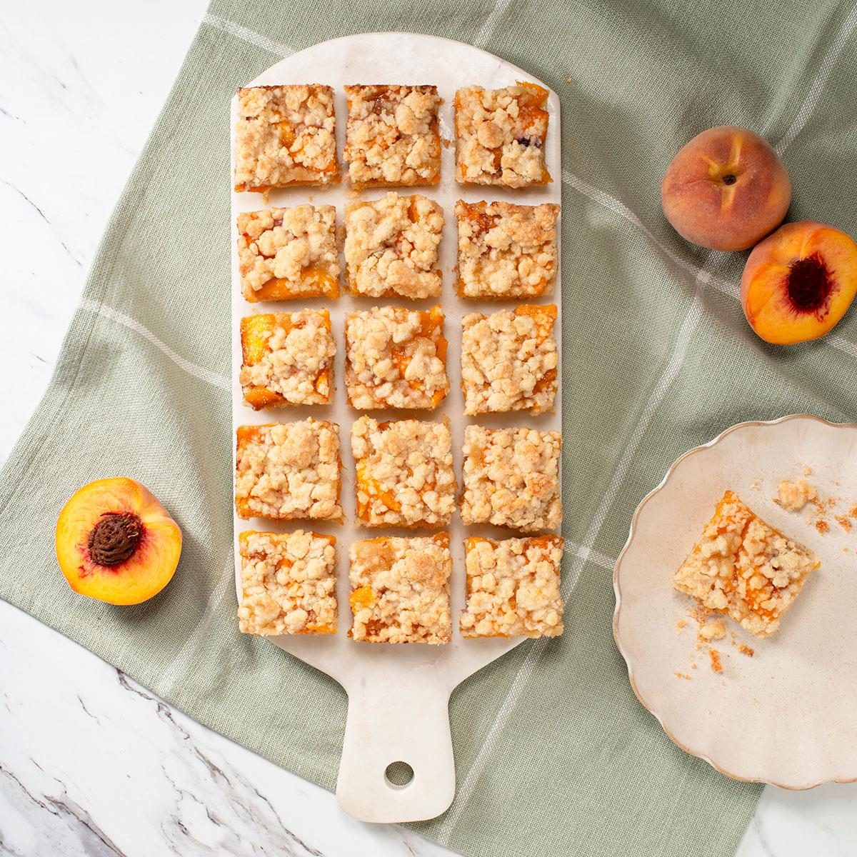 Peach Crumb Bars Exps Tohd24 187116 Emilydavis 008