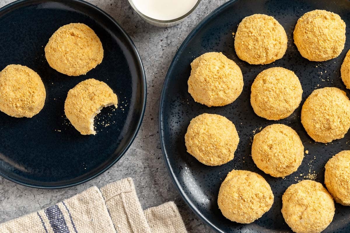 Cheesecake Balls on a plate