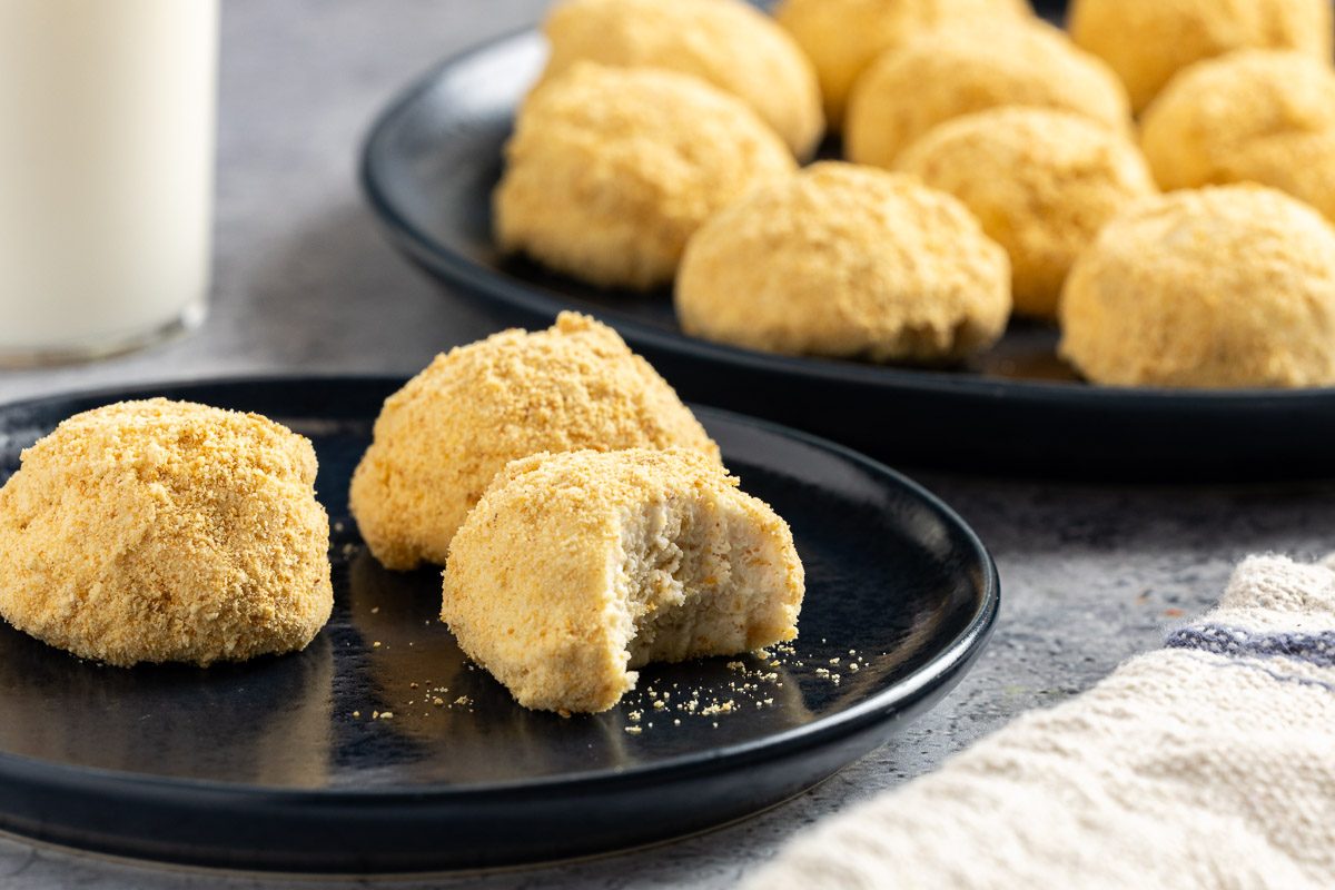 Cheesecake Balls on a plate