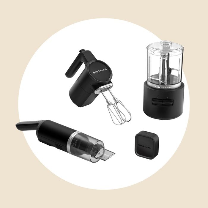 Kitchenaid Go battery set with hand mixer